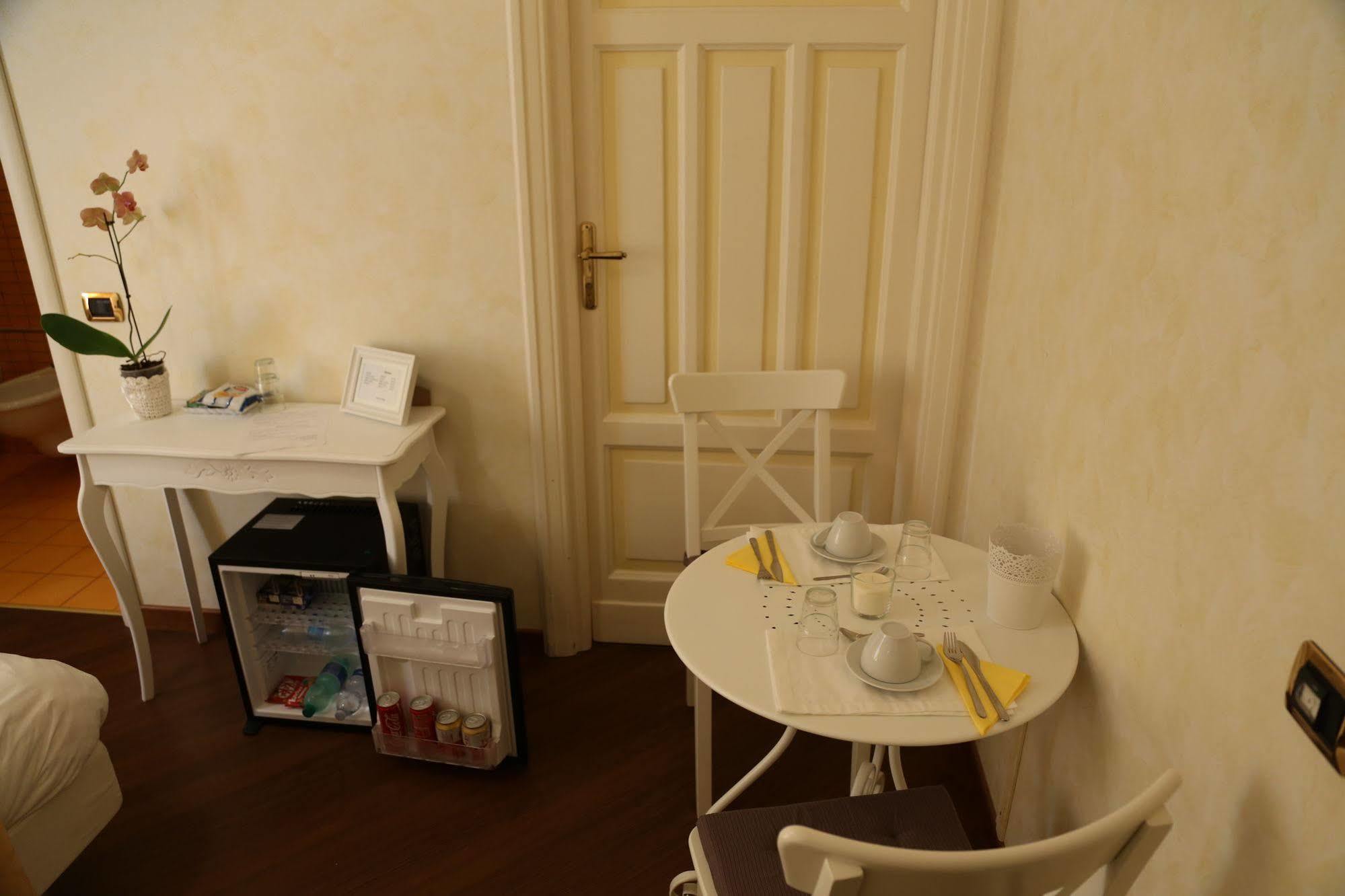 Dhome B&B Rome Exterior photo